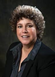 Sandy Minter's Instagram, Twitter & Facebook