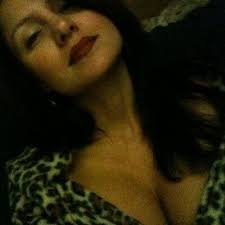 Lea Reyes (@iamstrong74)