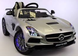 Amazon Com 2017 Mercedes Sls Amg 12v Battery Powered Ride On Toy Car With High Tech Built In Lcd Tv Uv Lights Leather Seat Parent Remote T Bebe Pinte
