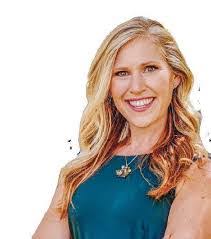 Stacey Keith's Instagram, Twitter & Facebook