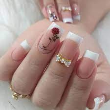 Veja mais ideias sobre unhas decoradas, unha holografica, unhas de gel. Pin De Jhenifer Aliny Em Meus 15zaoo Unhas Unhas Elegantes Unhas Bonitas