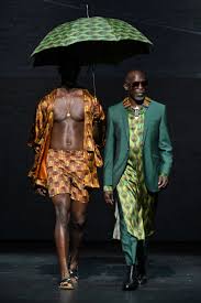 Born in saint louis, missouri, josephine baker moved to new york during the harlem renaissance. Ozwald Boateng Introduced His First Womenswear Collection Onstage At The Apollo Theater Vogue