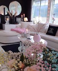 Interior Decor Inspiration On Instagram Spring Vibes Double Tap If You This Credit Myinteriorandhome In 2020 Inspire Me Home Decor Home Decor Shops Decor