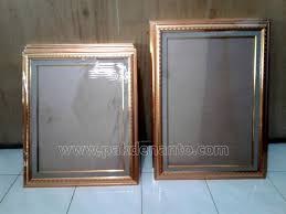 Setiap orang biasanya mempunyai foto dengan kenangan khusus. Grosir Bingkai Jogja Pakde Nanto