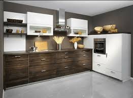 افكار بسيطة لمطابخ م نظ مه بن صبري Kitchen Cabinet Styles Modern Kitchen Design High Gloss Kitchen Cabinets
