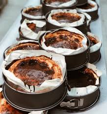 It was created in 1990 by a chef named santiago rivera of a restaurant called la viña in san sebastian, spain. The San Sebastian Cheesecake That Triumphs In Istanbul Flavor Of The Year According To The New York Times Teller Report