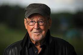 Herbert köfer, who plays inspector laube, got his start on the stage in 1941. Herbert Kofer