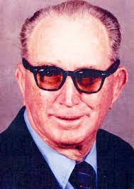 Curtis Bruner's Instagram, Twitter & Facebook