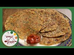Methi Thepla Easy To Make Gujarati Breakfast Lunch Box Recipe By Archana In Marathi Breakfast Lunch Box Recipes Recipes