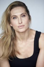 Animal Kingdom" Pilot (TV Episode 2016)