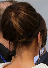Touch device users, explore by touch or with swipe gestures. Kate Beckinsale Wears What Might Be The World S Largest Sock Bun Stylecaster