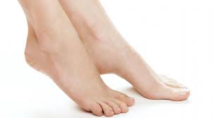 Artikel ini menjelaskan cara menghilangkan bau sepatu dan tips kebiasaan memakai sepatu. 4 Cara Mudah Hilangkan Bau Kaki Bye Bye Bau Kaki Jateng Live
