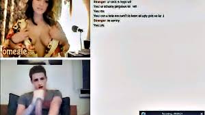 Astonished Girl Reveals Her Large Breasts On Omegle - XXXBP