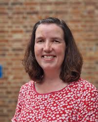 Congratulations to Revd Jane Chaffey, who was officially licensed in as  Chaplain of Wycliffe Hall yesterday 🎊 We celebrated with coffee and cake  in the Old Lodge with staff and students 😊