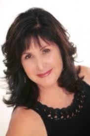 BookNAround: Review: Ten Beach Road by Wendy Wax