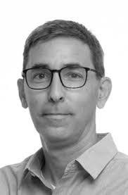 Avi Paz's Instagram, Twitter & Facebook