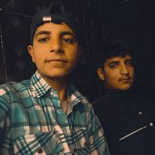 husnain malik（@mr_husnain___09）的Reels · 2025年6月16日