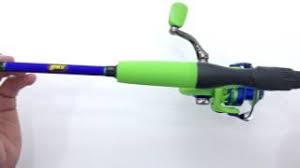 The lew's wally marshall pro series of spinning rods takes crappie fishing to a whole new level of form and function. Lew S Wally Marshall Speed Shooter Spinning Combo Youtube
