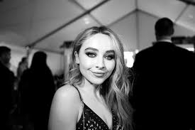 Sabrina Carpenter S Favorite Instagram Filter Tigerbeat
