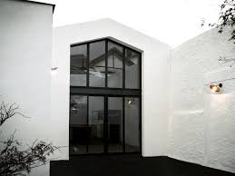Un Ancien Entrepot Transforme En Loft A Bayonne Maison Architecte Architecture Romaine Agence Architecture