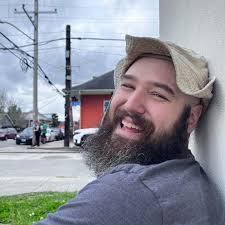 Rae Carlton's Instagram, Twitter & Facebook