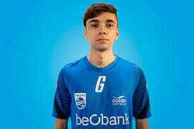By krc genk (vereinswebseite) public domain, via wikimedia commons. Toptransfer Oud Wereldkampioen Stefano Pinna Versterkt Krc Genk Esports Tv Limburg