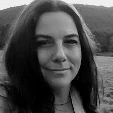 Julie Anna Bishop (@julieannabishop) • Threads, Say more