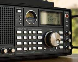 Want To Hear Radio Stations From Very Far Away Then You Need The Best Shortwave Radio So You Can Have The Best Experienc Shortwave Radio Radio Emergency Radio
