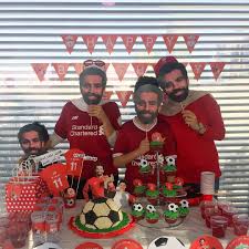 Als mohamed salah im sommer 2017 zum fc liverpool kam, stattete ihn der club mit einem jahresgehalt von knapp 6,24 millionen pfund aus. Mohamed Salah Fans Soccer Theme Party Ideas