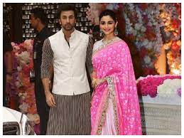 List of ranbir kapoors girlfriends and about the numerous affairs that were buzzing around him. Alia Bhatt Has This To Say About Her Rumoured Wedding With Ranbir Kapoor