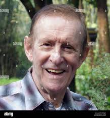 Tv bill hi-res stock photography and images