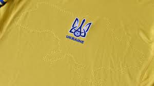 Andere namen in de selectie zijn ezgjan alioski van leeds. Oekraine Tart Rusland Met Ek Shirt Outfit Noord Macedonie Onder Vuur Bij Fans Nos