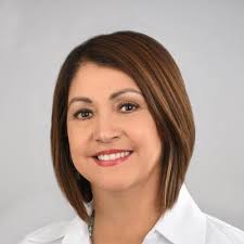 Janie Rincon's Instagram, Twitter & Facebook