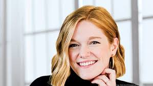 Hillary Powers's Instagram, Twitter & Facebook