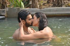 Did You Like Or Dislike The Female Lead Character In The Telugu Movie Rx100 Why Quora Arjun reddy drew its inspiration from classic devdas, while rx 100 is a variation of many rough love stories that we have seen in the past.