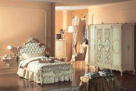 Arredi Dal Mondo Barocco Veneziano Le Curve Dal Fascino Dei Tempi Passati Luxurious Bedrooms Pretty Bedroom Sets Victorian Bedroom