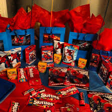 Birthday Party Theme Ideas For 3 Year Old Boy My 3 Year Old Son S Spider Man Theme Party Table Party Themes Family Christmas Dinner Birthday Party Themes