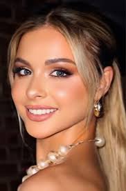 Fátima Bosch #MissUniverso2025 de Tabasco, México ahora en verde que le  queda fenomenal