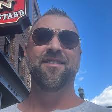 Dustin Yadon's Instagram, Twitter & Facebook