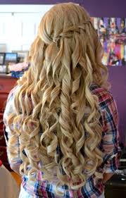 Pin By Hannah O Brien On Prom Hair Curly Homecoming Hairstyles Homecoming Hairstyles Long Hair Styles