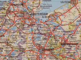 W holandii duch nowoczesności i tradycji łączy się w niezrozumiały sposób. Benelux Belgia Holandia Luksemburg Mapa Scienna Samochodowa 1 500 000