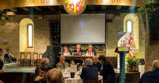 Photo Vougeot. Une dgustation de 499 bouteilles lors de la 115e dition ...