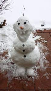 Im himmel gibt es luftballons. Willst Du Einen Schneemann Bauen Selbstgebauter Olaf Frozen Schneemann Bauen Schneemann Schnee