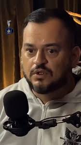 Os livros do Kennyo Ismail estão disponíveis em www.noesquadro.com.br