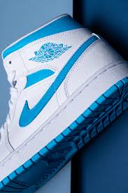 Air Jordan 1 Mid Wmns Unc Bq6472 114 2020 In 2020 Jordan Shoes Girls Air Jordans Blue Jordans