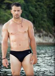 Γιατί έκανα unfollow τον σάκη τανιμανίδη. O Giwrgos Aggelopoylos Sto Periodiko Ok 28 Aygoystoy 2019 Giorgos Aggelopoulos News