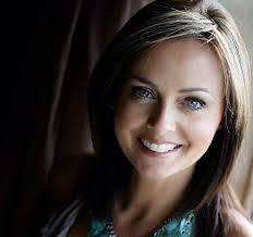 Sabrina Hull's Instagram, Twitter & Facebook