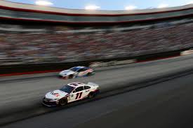 Nascar's top series ran its last race on dirt in september 1970 at the north carolina state fairgrounds. Nascar At Bristol 2019 Results Denny Hamlin Edges Matt Dibenedetto For Win Bleacher Report Latest News Videos And Highlights