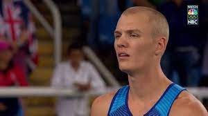 Olympic pole vaulter sam kendricks is remembered more from the 2016 summer olympics for what he didn't do, rather than his actually jumping. Reservist Hears National Anthem Stops Mid Attempt Military Com