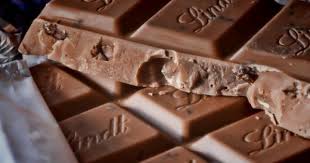 Tablette De Chocolat Lindt Brown Chocolate Lindt Chocolate Chocoholic